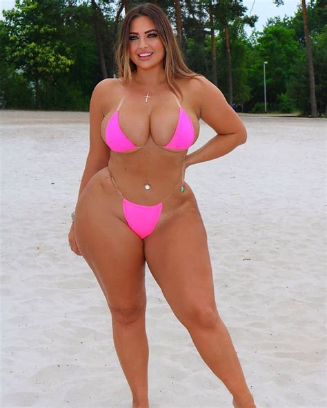 Bbw In Sling Shot Bikini Telegraph