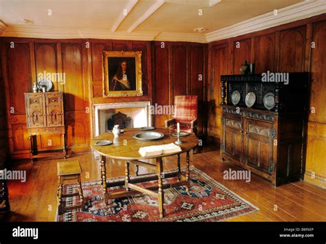 Aberdeen Provost Skeene's House 16th century interior Skeene Scotland ...