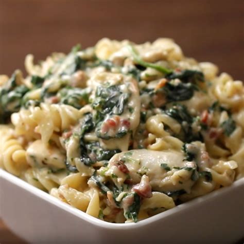 Chicken Spinach Alfredo Rotini Pasta Louis Eats Food