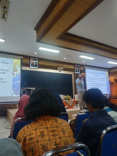 Part 2 Kuliah Tamu Dengan Prof Ronald Lukens Bullphd Dengan Tema