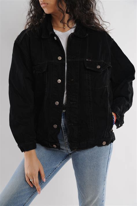 Black Denim Jacket In 2020 Black Denim Jacket Black Denim Jacket