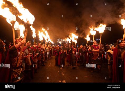 Edinburgh Gro Britannien Dezember Fackelprozession Zur Ck Zum