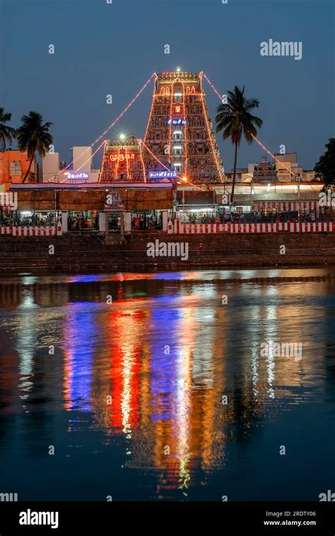 Illuminated Lord Kapaleeshwarar temple during festival in Mylapore ...