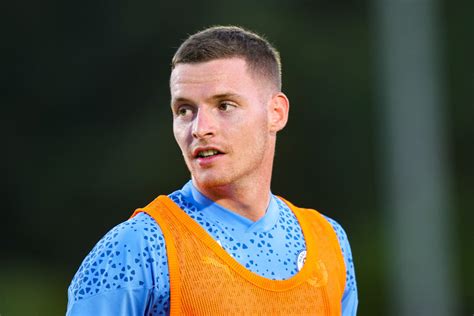 The Latest sergio gomez News and Updates - Manchester City News