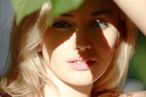 Beautiful Women - Barnorama