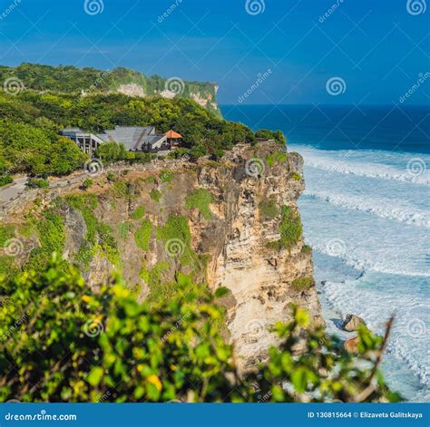 Pura Luhur Uluwatu Temple Bali Indonesia Paisaje Asombroso Foto De