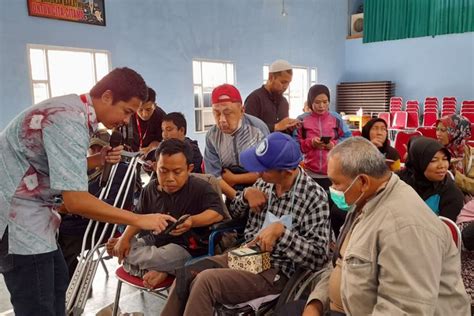 Warga Disabilitas Dilatih Bisnis Ritel Lewat Aplikasi Di Gawai