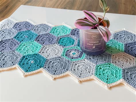 Hexagon Table Runner Crochet Pattern Ribblr