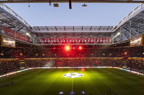 Afc Ajax Football Stadiums Tottenham Champions League