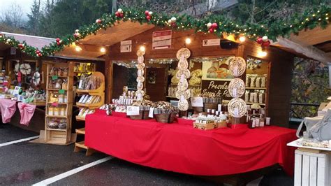 I Mercatini Di Natale Di Castione Della Presolana Festa Di Luci Suoni