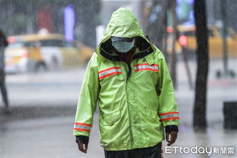 快訊／大雷雨轟雙北！北市信義區、新北板橋二級「淹水警戒」 Ettoday生活新聞 Ettoday新聞雲