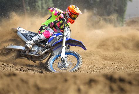 MXA MOTOCROSS RACE TEST 2018 YAMAHA YZ250F Motocross Action Magazine