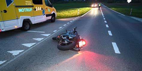 Unfall In Arnegg Sg J Hriger Motorradlenker Bei Sturz Verletzt