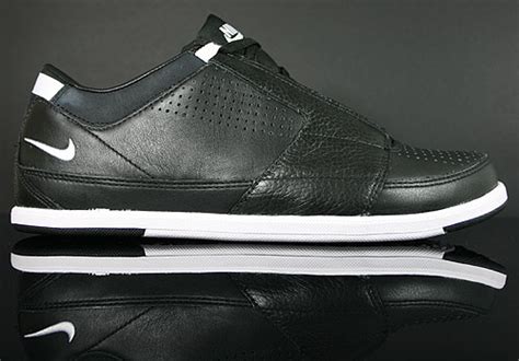 Nike Future Court Black White Sneakers 407480-002