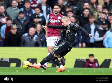 Arsenals Oleksandr Zinchenko Scoring His Sides Second Goal To Level