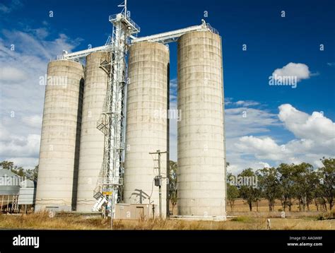 Monto Central Queensland Australia Silos 3448 Stock Photo Alamy