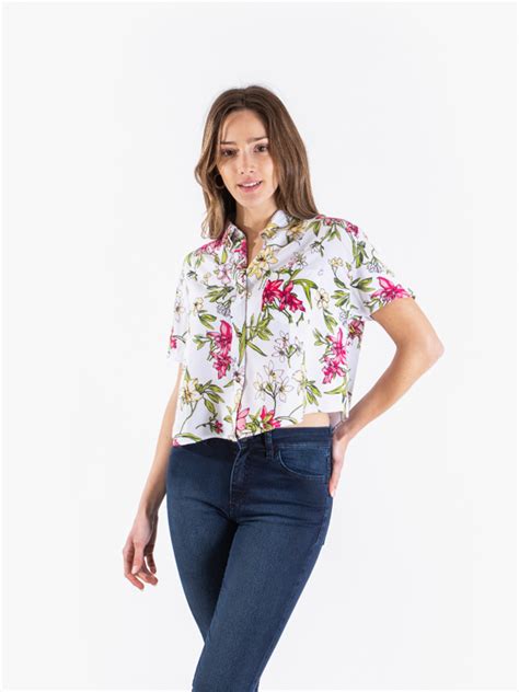 Venta Camisas De Mujer Floreadas En Stock