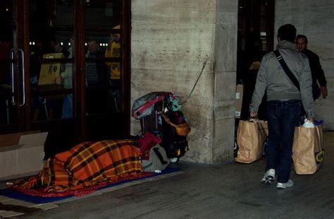 Piano Di Emergenza Per I Senzatetto In Caso Di Grande Freddo Tempostretto