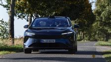 Nio Et Standard Range Price And Specifications Ev Database