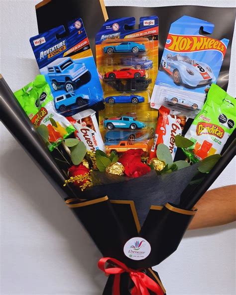 Ramo De Hotwheels Manualidades Con Botellas De Plastico Regalos