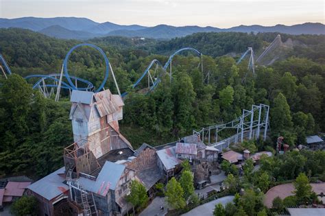 The Best Dollywood Season Pass A Giveaway For Gold Season Passes