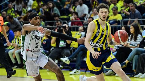 Fenerbahçe Beko dan Darüşşafaka Lassa ya 33 sayı fark