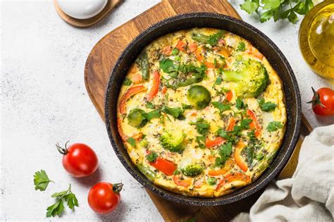 Quiche aux légumes sans pâte un vrai délice à la crème au four