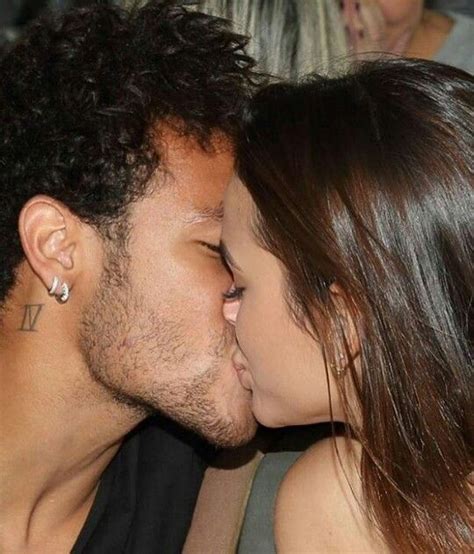 Pin De Sara Souuza Em Brumar Moments Em Brumar Neymar Jr