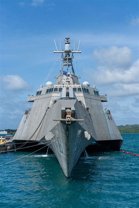 DVIDS - Images - USS Charleston (LCS 18) Pierside