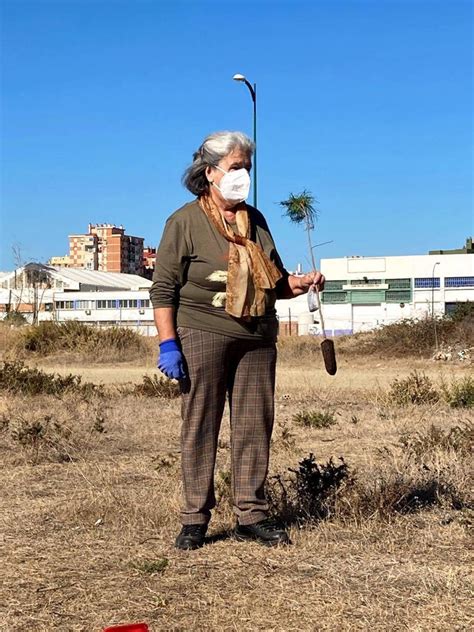 Exitosa jornada de limpieza y naturalización Bosque Urbano Málaga