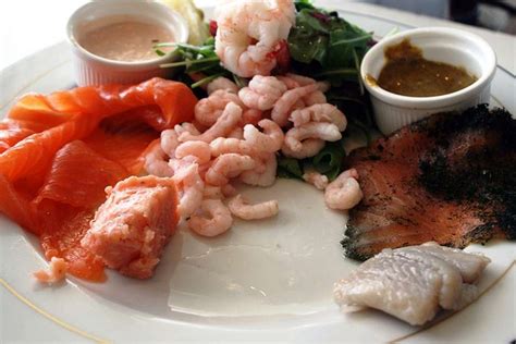 Seafood Restaurants In Goa | Seafood In Goa | Times of India Travel