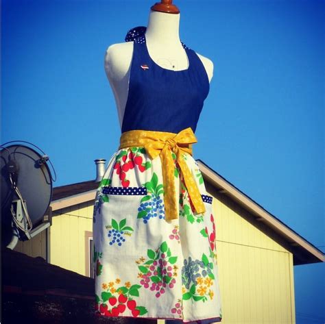 Strawberry Apron Womens Vintage Apron Berry Apron With Etsy Sweden