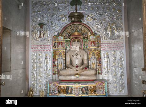 Shree Aadheshwar Tirthankar Idol Shatrunjay Jain Mandir Katraj