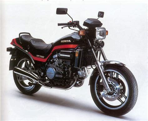 Review Of Honda Vf 750 S V45 Sabre 1982 Pictures Live Photos