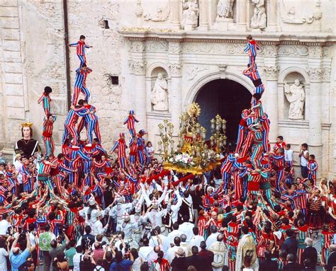 Siete Sorprendentes Fiestas Religiosas Espa Olas Espacio M X