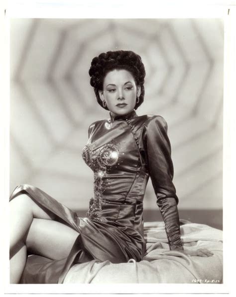 Gloria Saunders - Film - Searching For The Motherlode - Motherlode.TV 