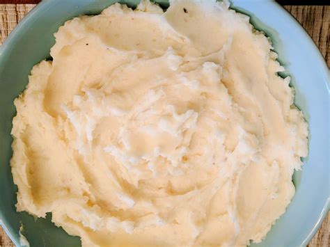 How To Make Perfect Mashed Potatoes In 7 Minutes