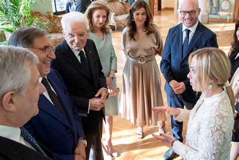 Giugno Mattarella Brinda Con La Meloni Alla Repubblica