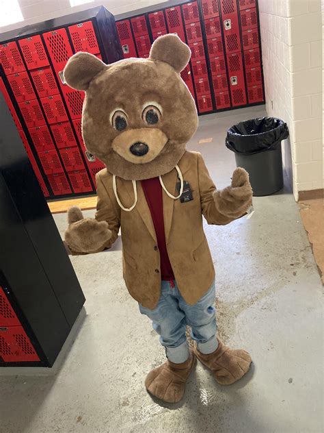 Kanye west bear suit for school spirit week : r/Kanye