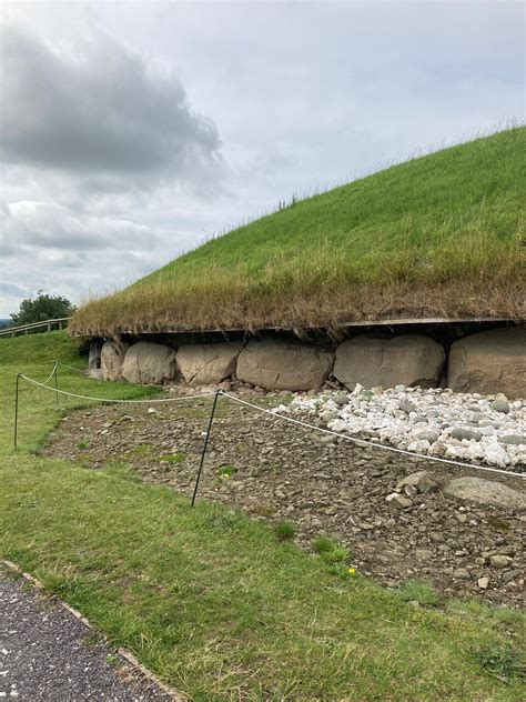 Newgrange And Hill Of Tara Private Guided Tour From Dublin Dublin