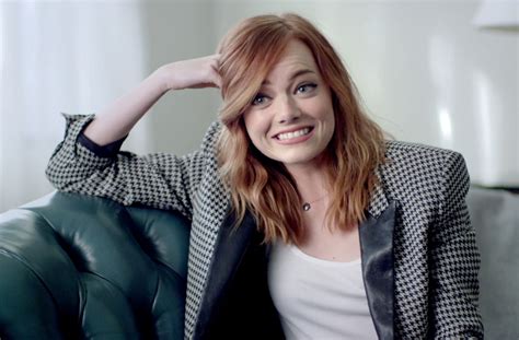 Emma Stone Hd Wallpaper Captivating Celebrity Moment