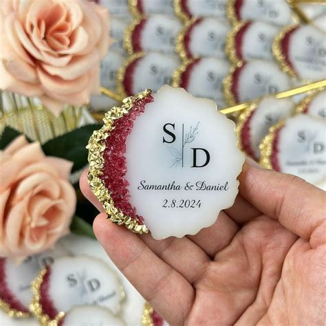 Burgundy Stone Wedding Magnet Wedding Favors Epoxy Magnet Engagement