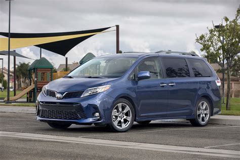 2019 Toyota Sienna Review Ratings Specs Prices And Photos The Car