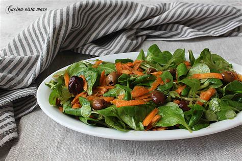 Insalata Di Valeriana Carote E Olive