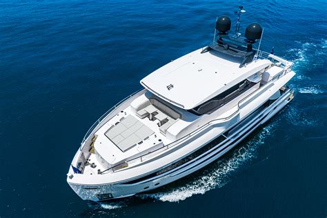 Horizon Yachts Launches Custom Designed Fd Horizon Yacht Usa