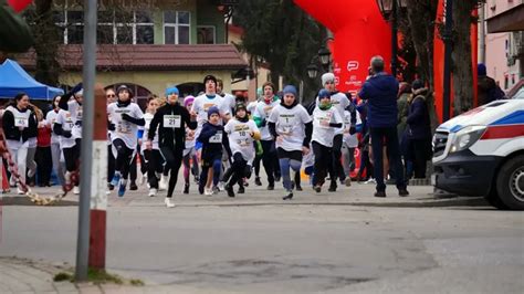 Prawie 150 Biegaczy Zapisanych Na Bieg Tropem Wilczym W Lesku