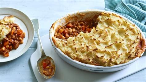 Eat Well For Less Cottage Pie Recipe Bbc Food