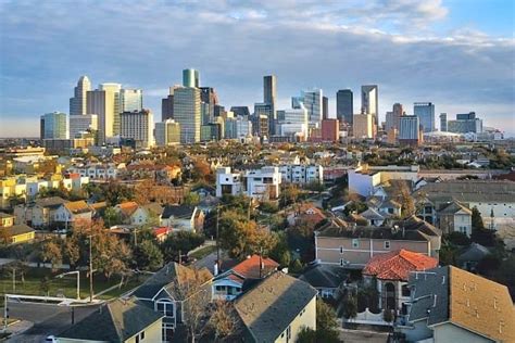 5 Top-Selling Neighborhoods in Houston | Neighborhoods.com