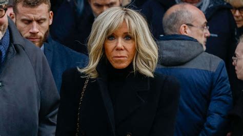 Brigitte Macron Victime Dune Fake News Infâme Deux Femmes Condamnées