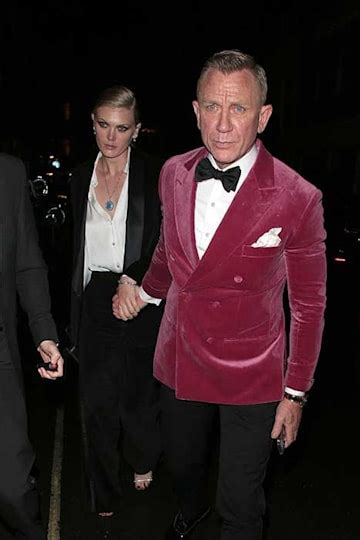 Daniel Craig Makes Extremely Rare Appearance With His Daughter Ella